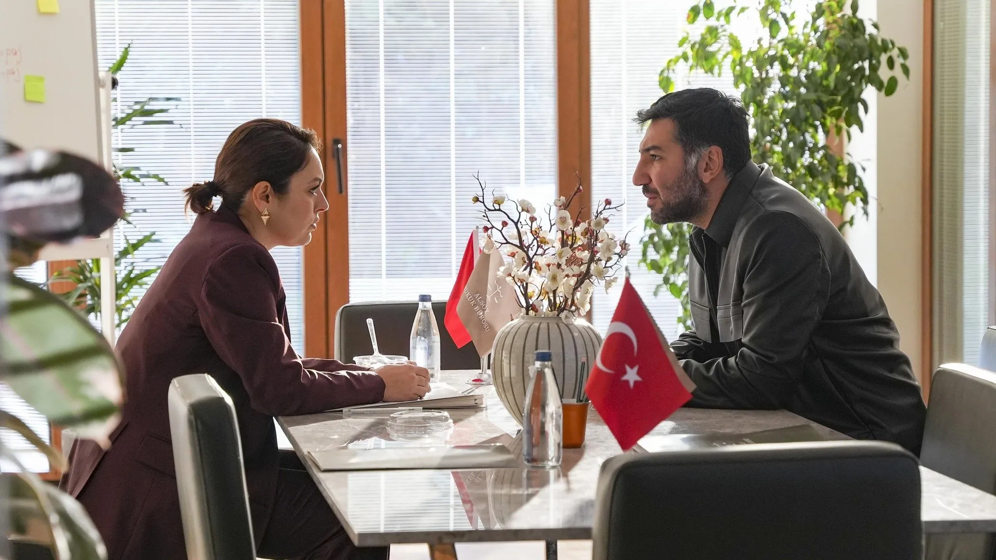 یک روز دیگر قسمت 2